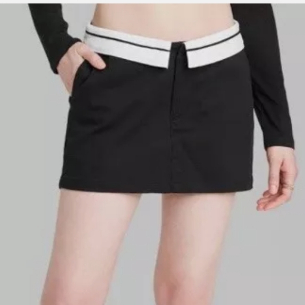 Wild Fable Black and White Skorts with Fold Over Design Size 14 New with Tags